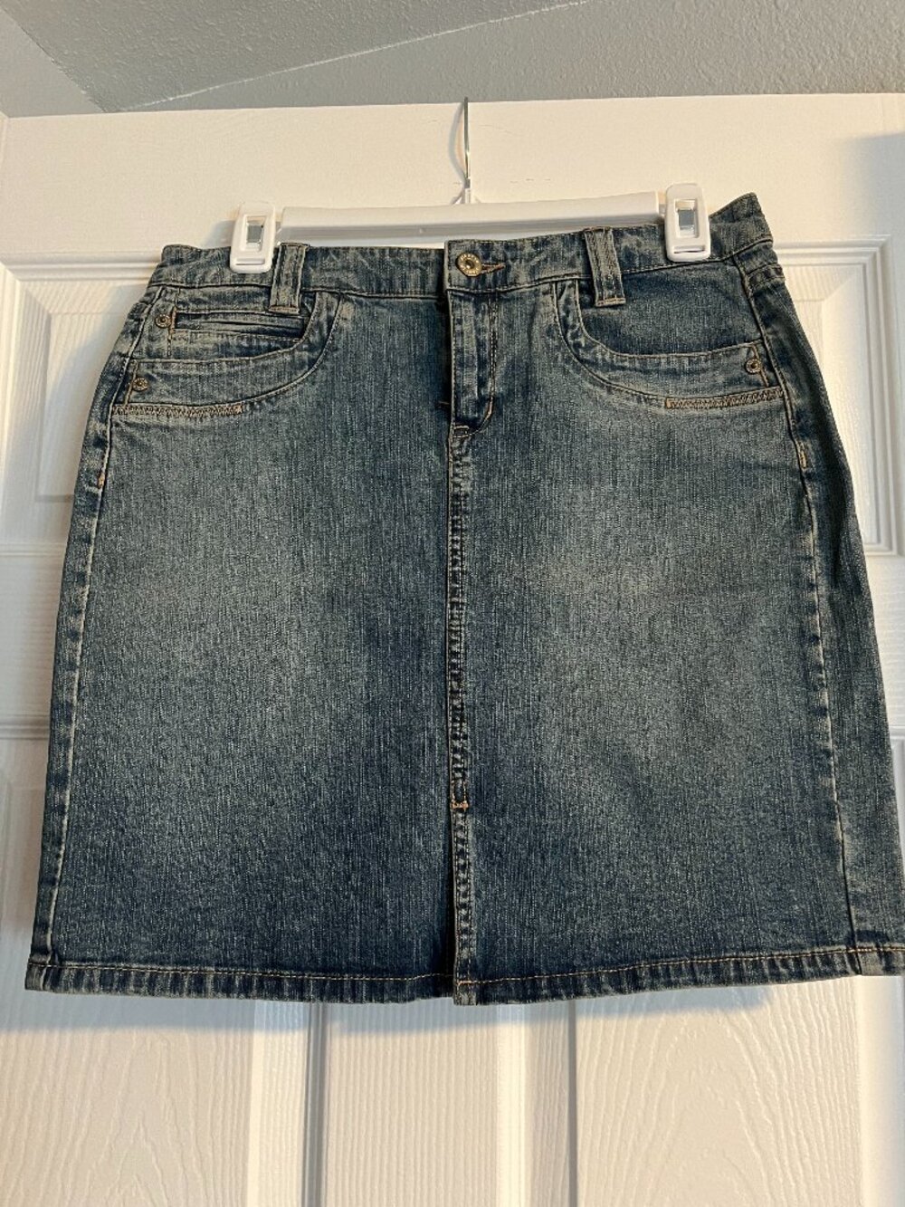 Mini Jean skirt